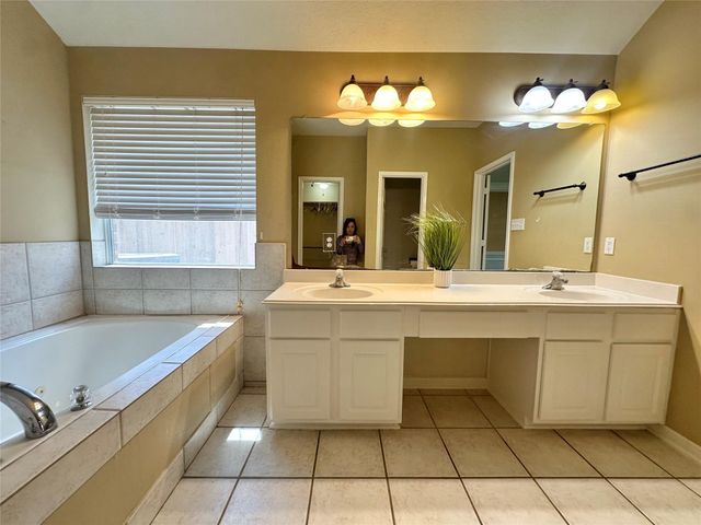 19327 Gallatin Lane, Tomball, TX 77377