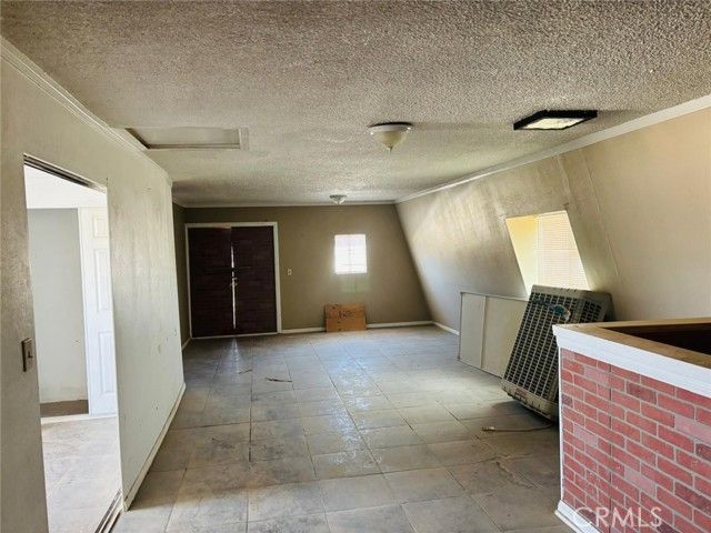 11690 Camp Rock Rd, Lucerne Valley, CA 92356