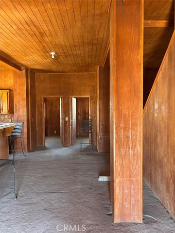 11690 Camp Rock Rd, Lucerne Valley, CA 92356