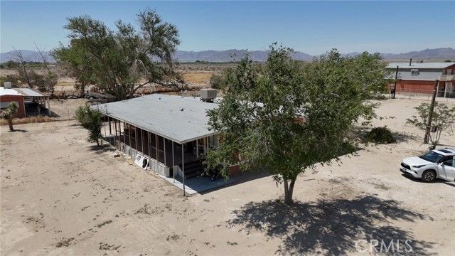 11690 Camp Rock Rd, Lucerne Valley, CA 92356