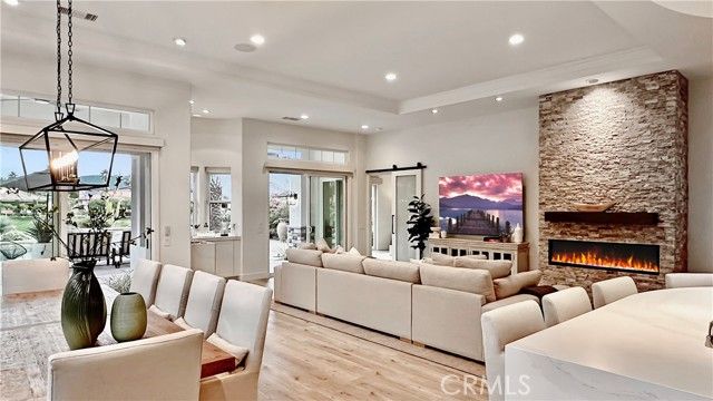 18 Via Las Flores, Rancho Mirage, CA 92270