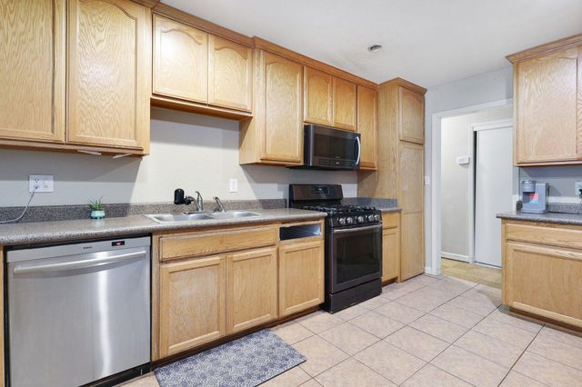 1434 Hemlock Avenue, Anderson, CA 96007