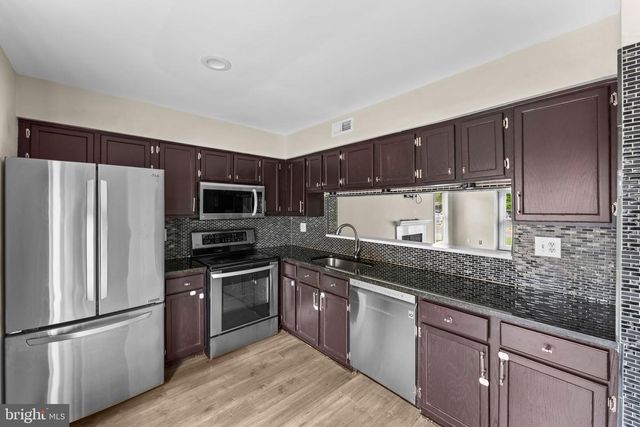 7302 ROKEBY DR, Manassas, VA 20109