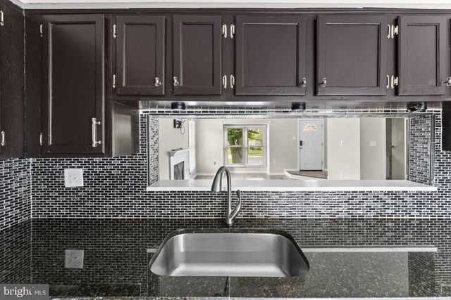 7302 ROKEBY DR, Manassas, VA 20109