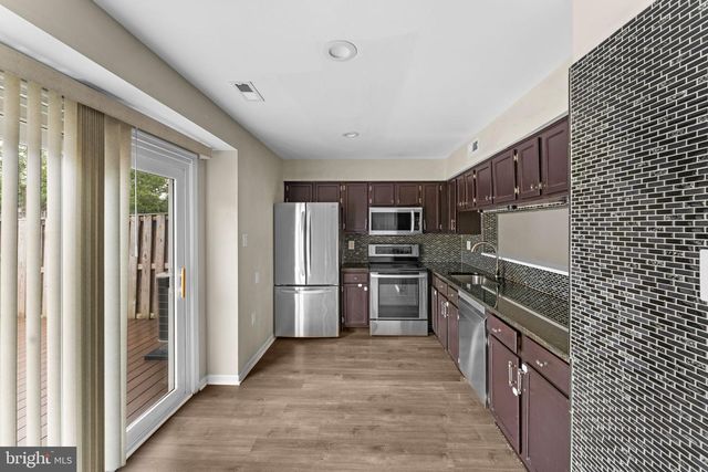 7302 ROKEBY DR, Manassas, VA 20109