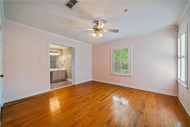 320 Foster Dr, Corpus Christi, TX 78404