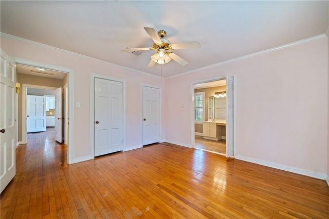 320 Foster Dr, Corpus Christi, TX 78404