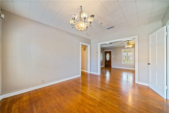 320 Foster Dr, Corpus Christi, TX 78404