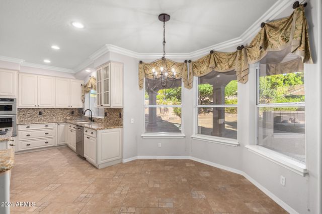 1367 E DESERT FLOWER Lane, Phoenix, AZ 85048