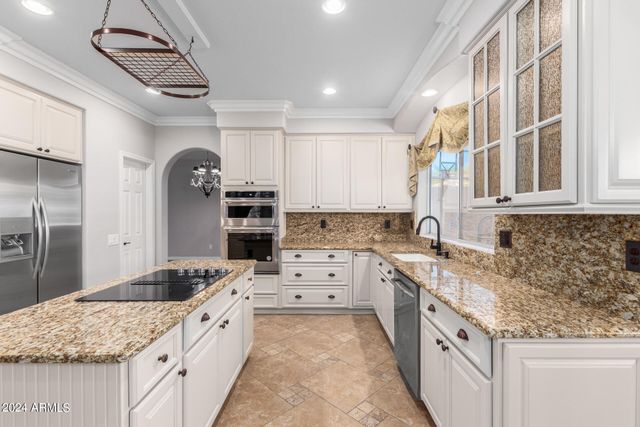 1367 E DESERT FLOWER Lane, Phoenix, AZ 85048