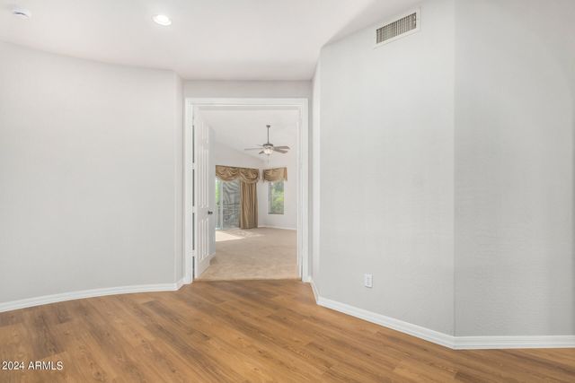 1367 E DESERT FLOWER Lane, Phoenix, AZ 85048