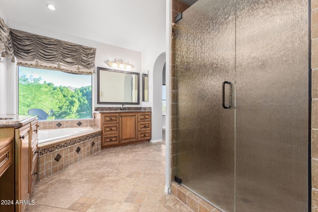 1367 E DESERT FLOWER Lane, Phoenix, AZ 85048