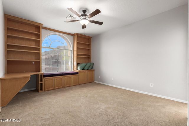 1367 E DESERT FLOWER Lane, Phoenix, AZ 85048