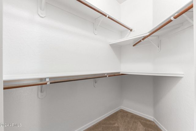 1367 E DESERT FLOWER Lane, Phoenix, AZ 85048