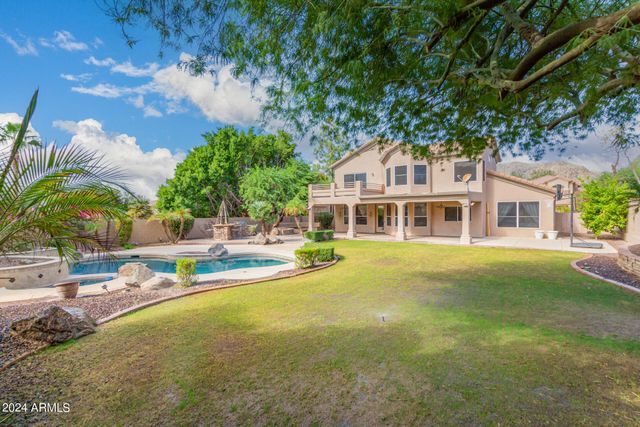 1367 E DESERT FLOWER Lane, Phoenix, AZ 85048