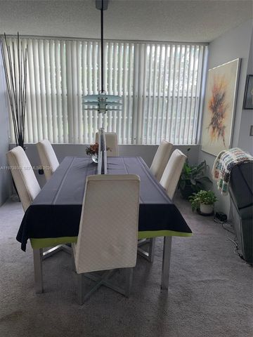 1400 Saint Charles 313, Pembroke Pines, FL 33026