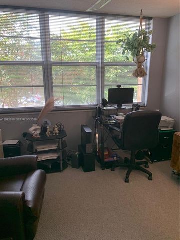 1400 Saint Charles 313, Pembroke Pines, FL 33026