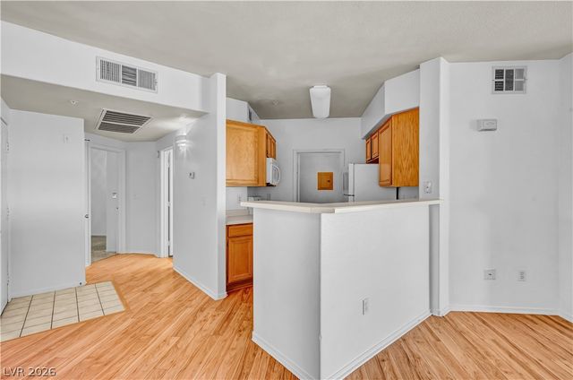 7147 Durango 308, Las Vegas, NV 89113