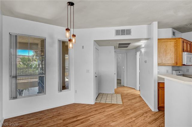 7147 Durango 308, Las Vegas, NV 89113