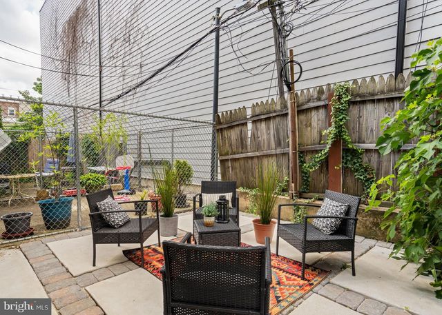 856 PERKIOMEN ST, Philadelphia, PA 19130