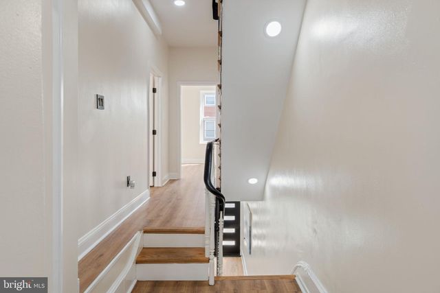 856 PERKIOMEN ST, Philadelphia, PA 19130