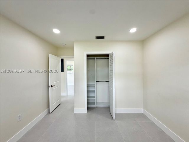 8820 SW 85th St, Miami, FL 33173