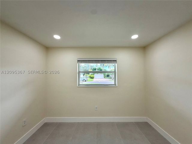 8820 SW 85th St, Miami, FL 33173