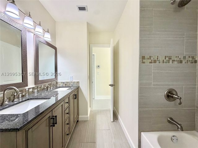 8820 SW 85th St, Miami, FL 33173