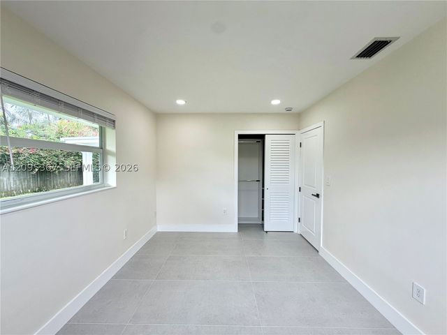 8820 SW 85th St, Miami, FL 33173