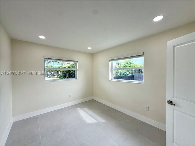 8820 SW 85th St, Miami, FL 33173