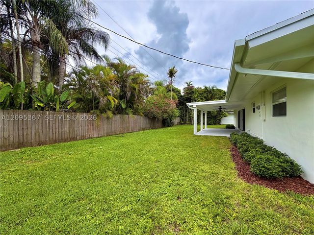8820 SW 85th St, Miami, FL 33173