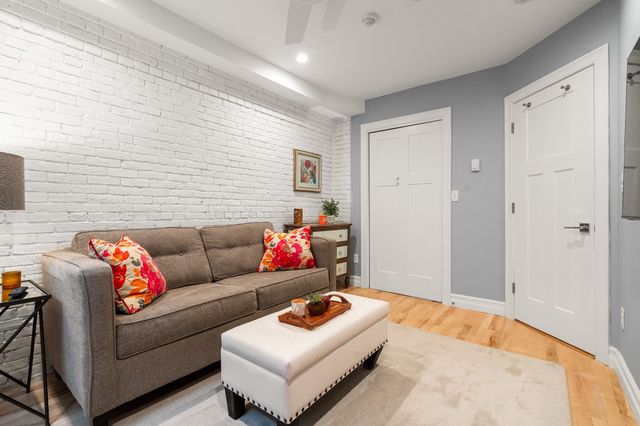 80 Commercial St 2, Boston, MA 02109