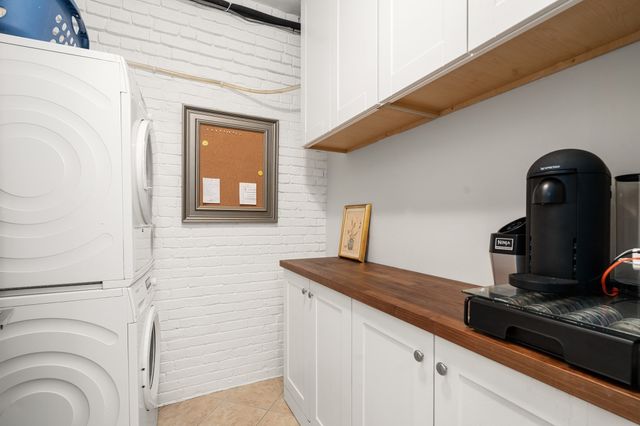 80 Commercial St 2, Boston, MA 02109