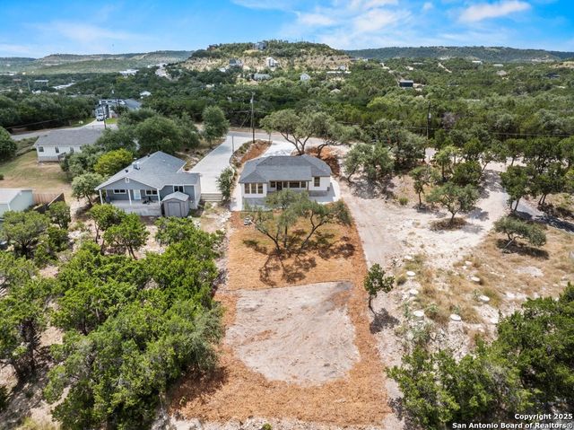 821 Scenic Hills, Canyon Lake, TX 78133