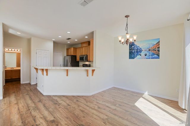 2206 Cox Ln, Fairfield, CA 94533