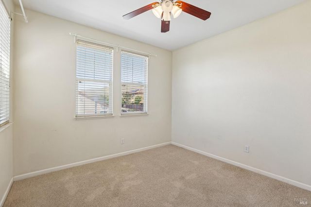 2206 Cox Ln, Fairfield, CA 94533