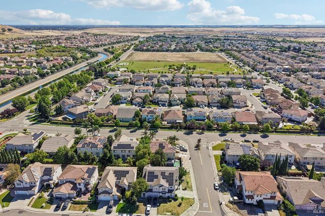 2206 Cox Ln, Fairfield, CA 94533
