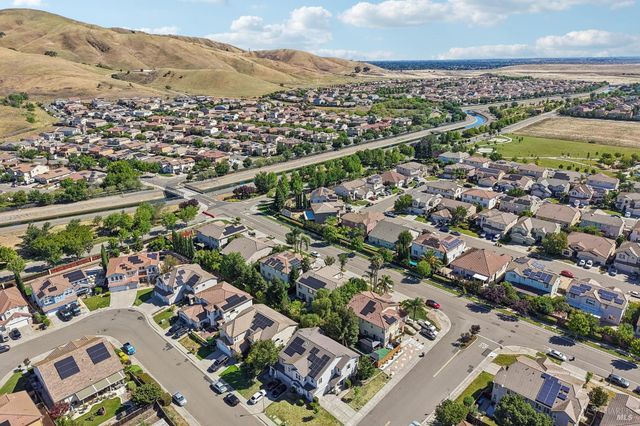 2206 Cox Ln, Fairfield, CA 94533