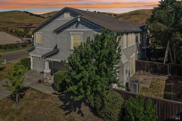 2206 Cox Ln, Fairfield, CA 94533