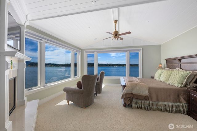 1114 B Avenue, Anacortes, WA 98221
