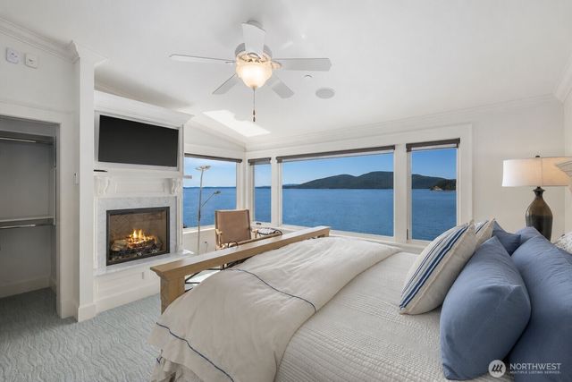 1114 B Avenue, Anacortes, WA 98221