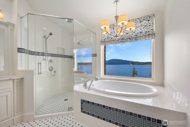 1114 B Avenue, Anacortes, WA 98221