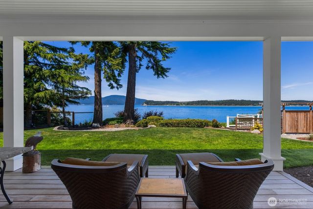 1114 B Avenue, Anacortes, WA 98221