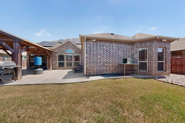 1410 Nighthawk Lane, Mansfield, TX 76063