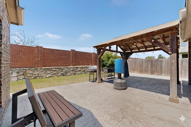 1410 Nighthawk Lane, Mansfield, TX 76063
