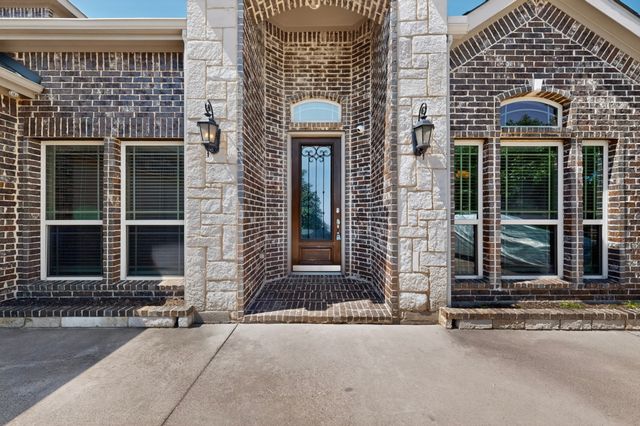 1410 Nighthawk Lane, Mansfield, TX 76063