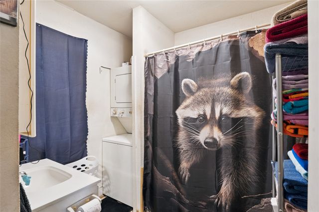 909 W Marion Street, Knoxville, IA 50138