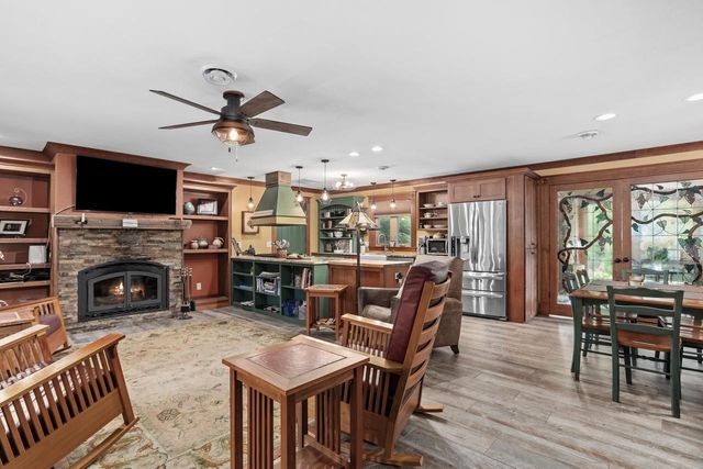 214 Johnson Street, Cambridge, WI 53523