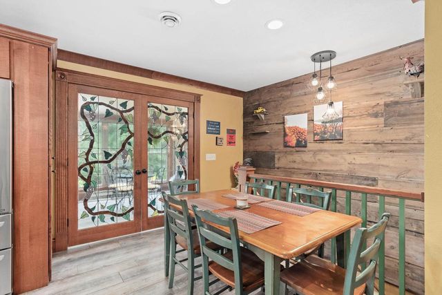 214 Johnson Street, Cambridge, WI 53523