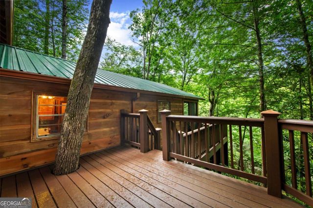 184 Fightingtown Drive, Blue Ridge, GA 30513